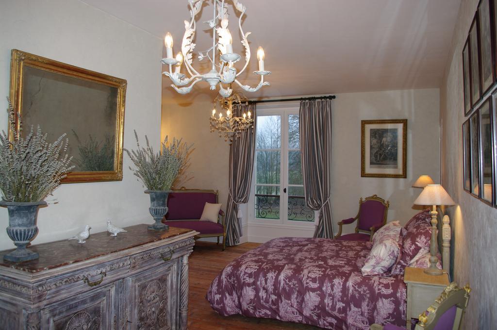 Chateau De Pommeuse Habitación foto